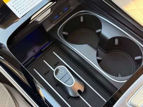 New 2026 Mercedes-Benz S 580 4MATIC Sedan image 31