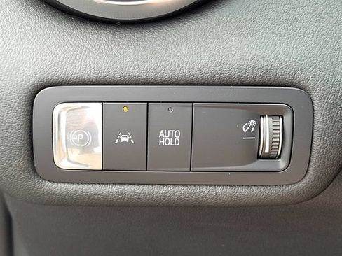 Used 2024 Chevrolet Blazer EV LT AWD/4WD image 13