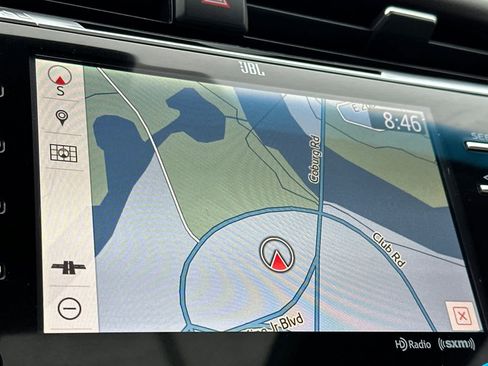 Used 2018 Toyota Camry XLE w/ Driver Assist Package image 18