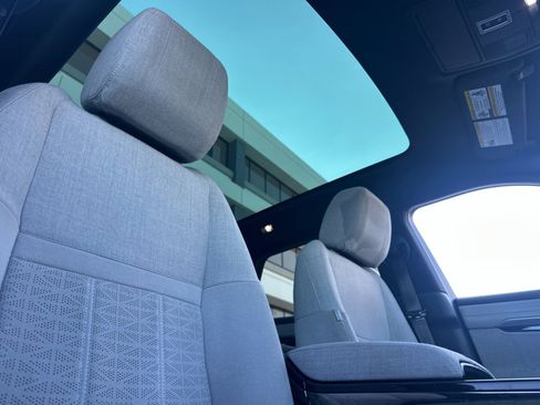 Used 2020 Land Rover Range Rover Evoque R-Dynamic HSE image 17