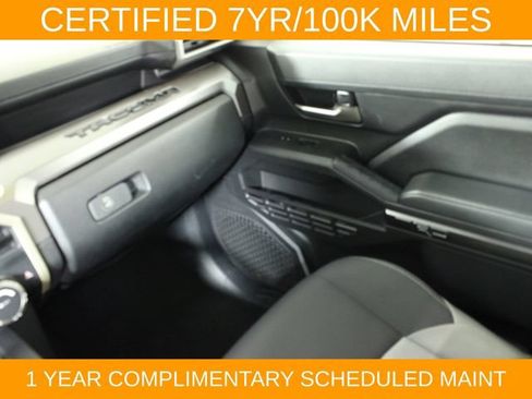 Used 2024 Toyota Tacoma TRD Off-Road AWD/4WD image 15