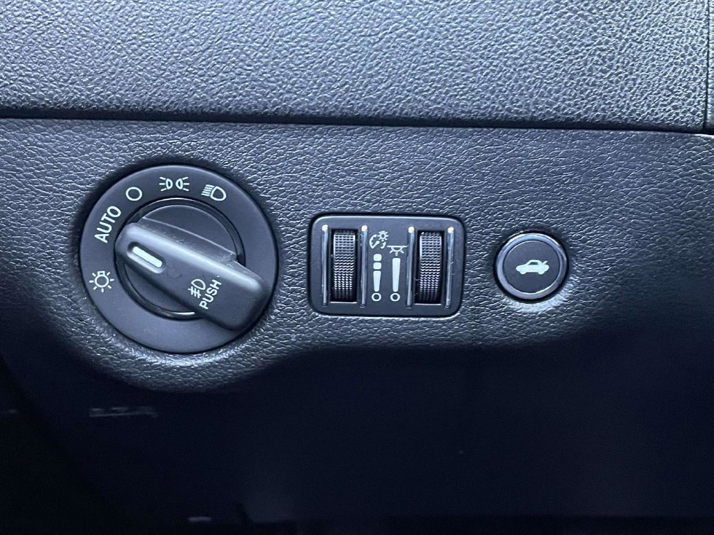 Certified 2021 Dodge Charger SXT AWD/4WD image 25