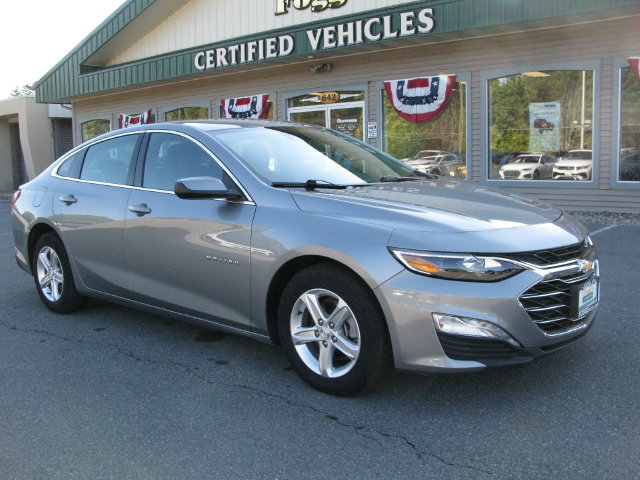 Used 2024 Chevrolet Malibu LT FWD image 2