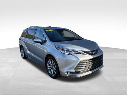 Used 2021 Toyota Sienna Platinum
