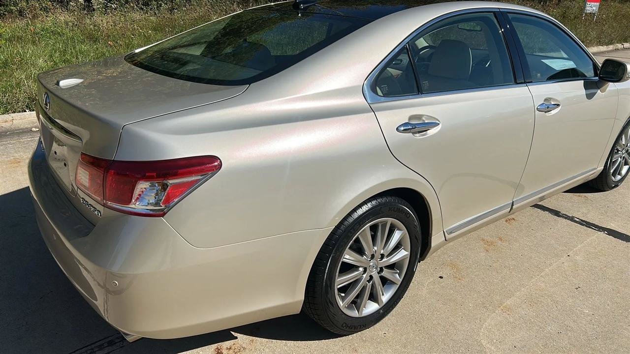 Used 2010 Lexus ES 350 FWD image 7