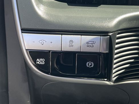 Certified 2024 Hyundai Ioniq 5 SEL AWD/4WD image 35