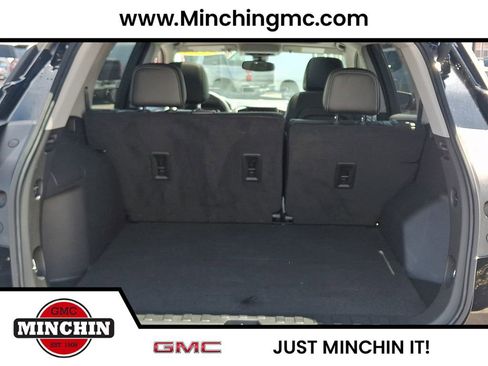 Used 2022 GMC Terrain SLT w/ Tech Package AWD/4WD image 29