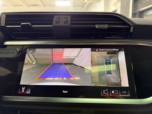 Used 2023 Audi Q3 2.0T Premium Plus w/ Premium Plus Package image 13