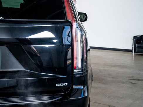 Used 2021 Cadillac Escalade Sport w/ Driver Assist Tech Package image 25