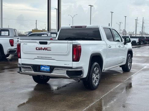 Used 2024 GMC Sierra 1500 SLT RWD image 12