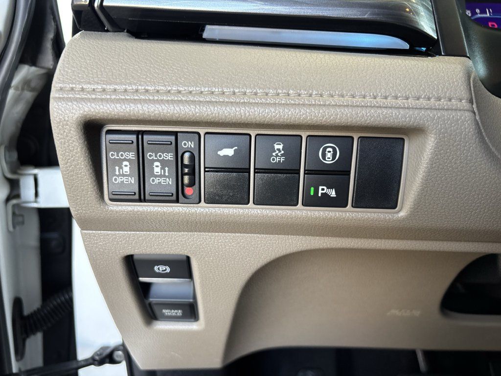 Used 2024 Honda Odyssey Elite image 20