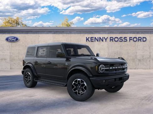 New 2026 Ford Bronco Outer Banks AWD/4WD image 7