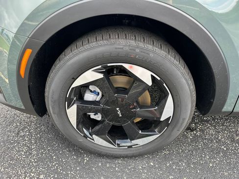 New 2025 Kia Sorento EX w/ EX Panoramic Sunroof Package image 42