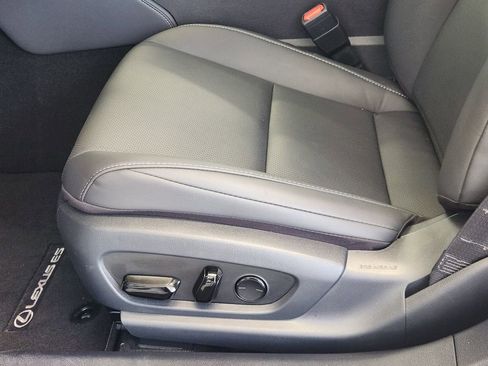 Used 2025 Lexus ES 350 w/ Premium Package image 24