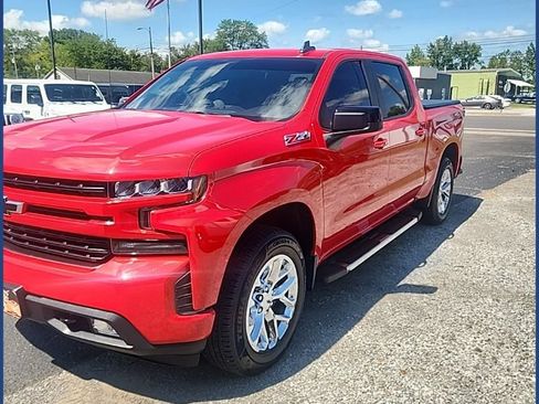 Used 2019 Chevrolet Silverado 1500 RST AWD/4WD image 1