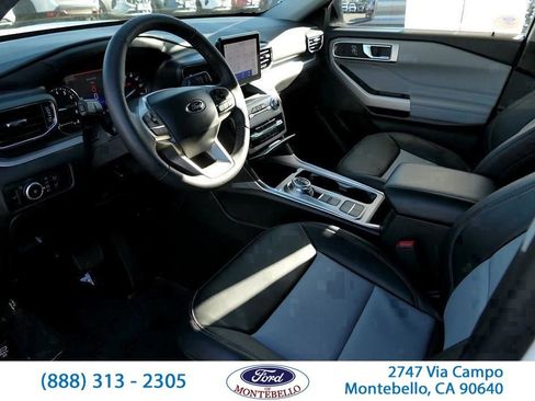 Used 2024 Ford Explorer XLT w/ Equipment Group 202A image 12