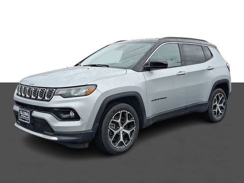 Used 2024 Jeep Compass Limited AWD/4WD image 3
