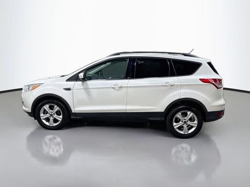 Used 2014 Ford Escape SE w/ Equipment Group 201A FWD image 9