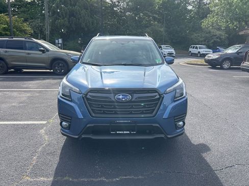 Used 2022 Subaru Forester Limited AWD/4WD image 11