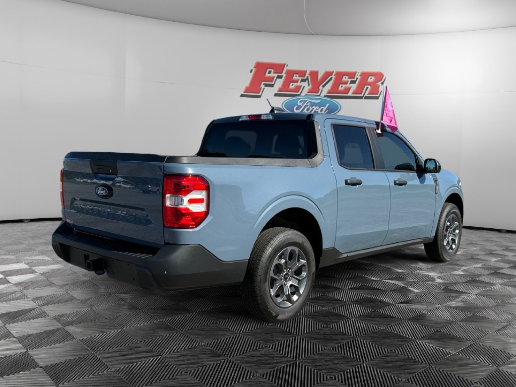 New 2026 Ford Maverick XLT w/ XLT Luxury Package FWD image 5