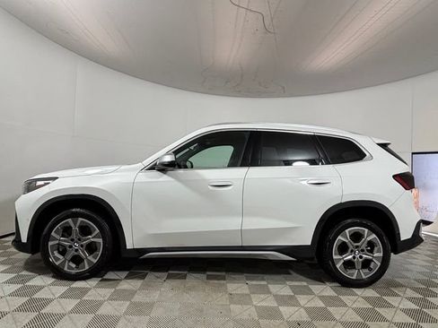 Used 2023 BMW X1 xDrive28i w/ Convenience Package AWD/4WD image 4