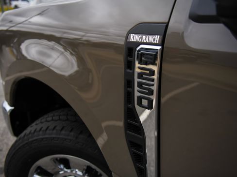 New 2026 Ford F250 King Ranch w/ Chrome Package image 7
