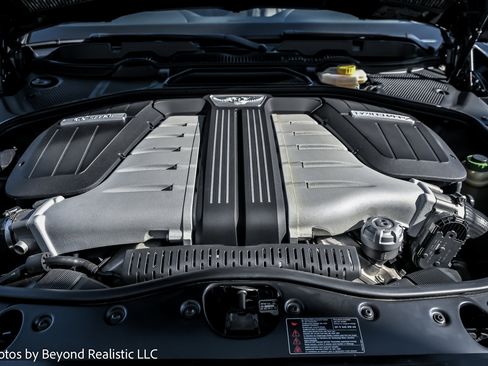 Used 2014 Bentley Flying Spur W12 image 14