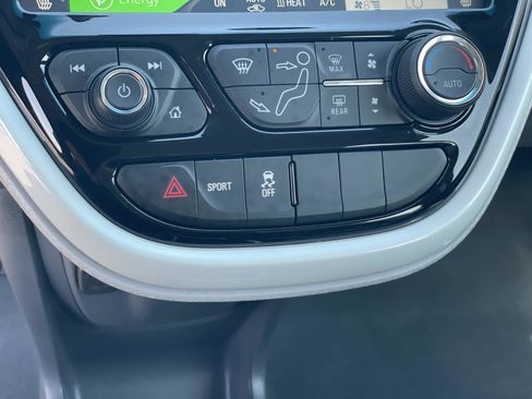 Used 2019 Chevrolet Bolt LT FWD image 16