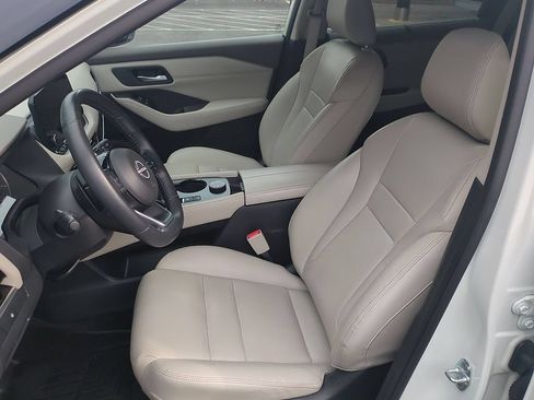 Used 2023 Nissan Rogue SL w/ SL Premium Package AWD/4WD image 8
