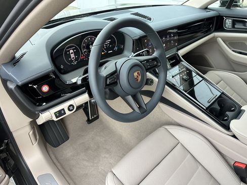 New 2026 Porsche Panamera 4 AWD/4WD image 4