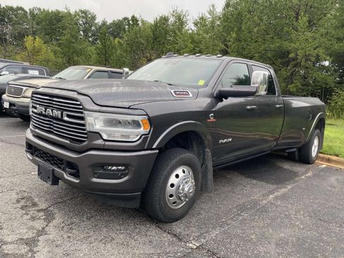 Used 2021 RAM 3500 Laramie AWD/4WD image 3