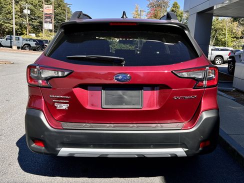 Used 2024 Subaru Outback Limited image 8