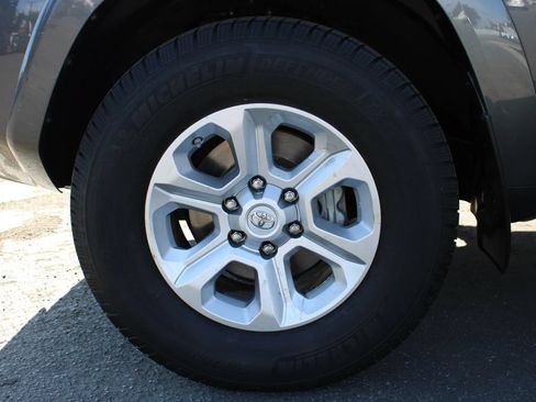Used 2021 Toyota 4Runner SR5 RWD image 6