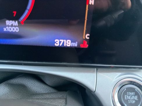 Used 2025 Chevrolet Trax LT w/ Driver Confidence Package image 8