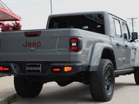 Used 2022 Jeep Gladiator Mojave w/ LED Lighting Group AWD/4WD image 20
