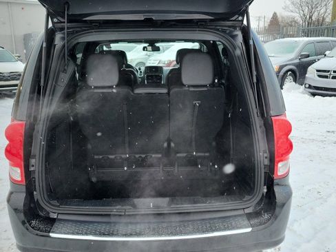 Used 2019 Dodge Grand Caravan GT FWD image 11