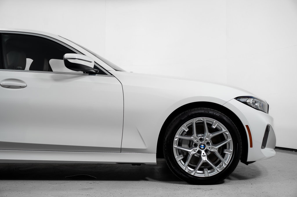 Used 2026 BMW 330i Sedan RWD image 4