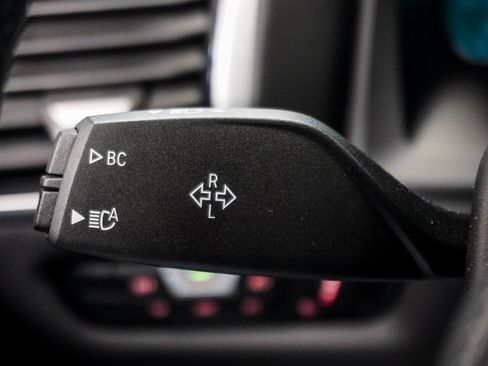 Used 2025 BMW 840i xDrive Convertible image 31