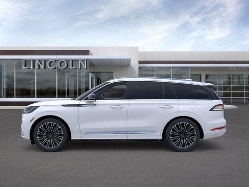 New 2026 Lincoln Aviator Black Label image 3