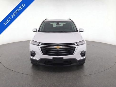Used 2023 Chevrolet Traverse LT FWD image 5