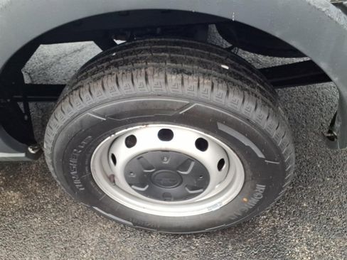 Used 2018 Ford Transit 250 148 Low Roof image 12