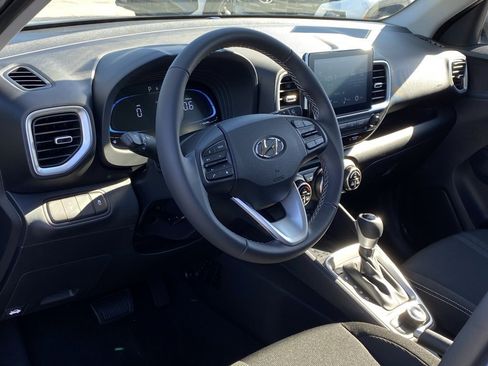 New 2026 Hyundai Venue SEL image 9