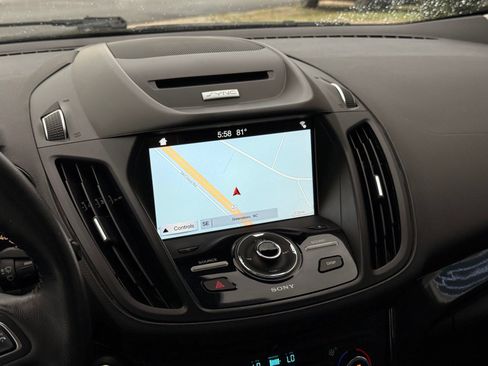 Used 2017 Ford Escape Titanium AWD/4WD image 35
