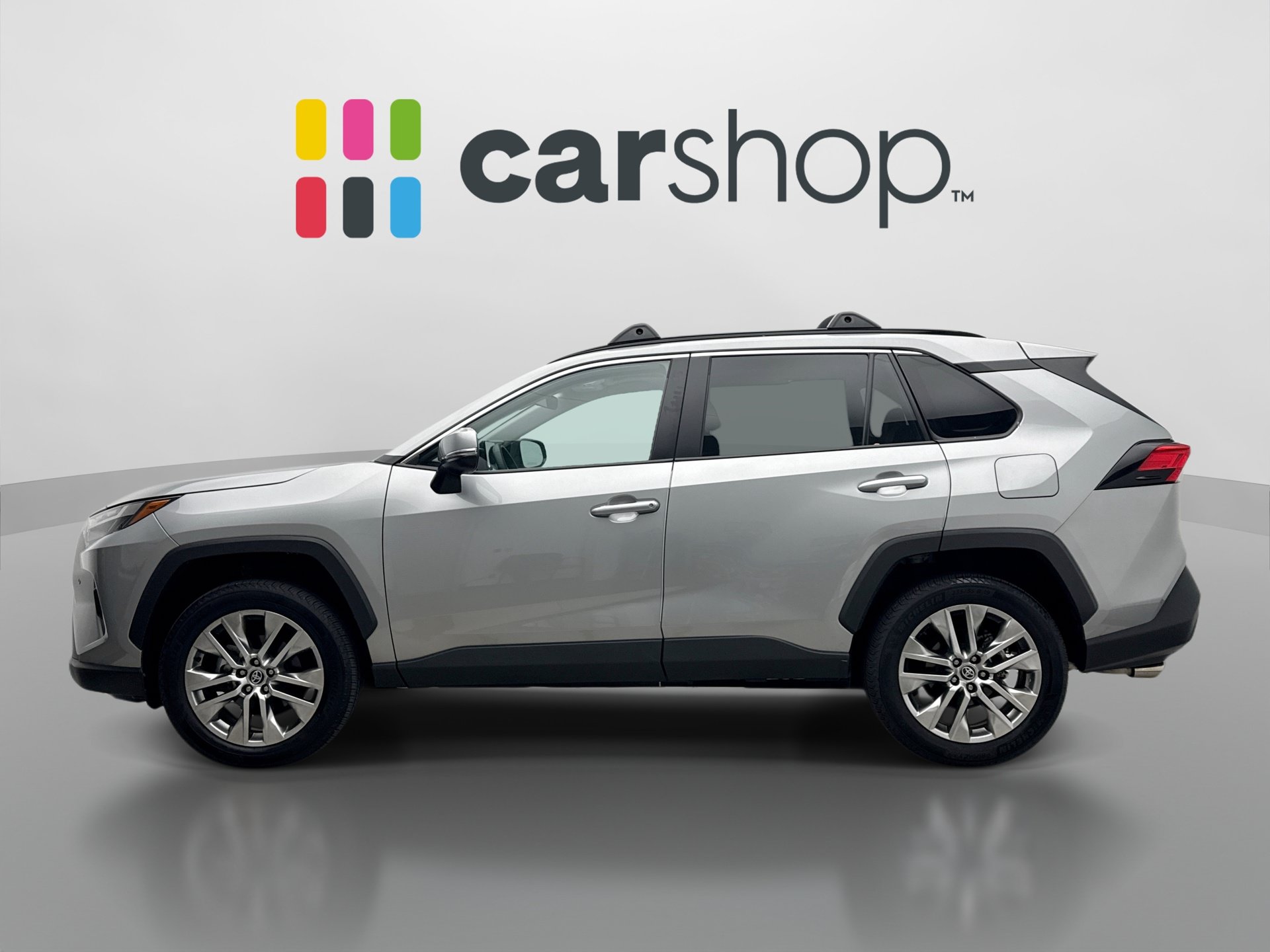 Used 2025 Toyota RAV4 XLE Premium w/ Weather Package AWD/4WD image 2