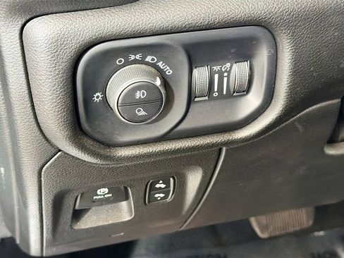 Used 2023 RAM 1500 Laramie AWD/4WD image 13