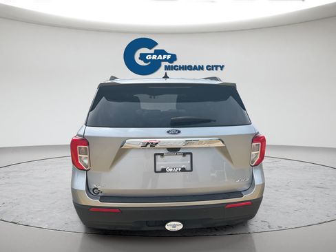 Used 2024 Ford Explorer XLT w/ Class IV Trailer Tow Package AWD/4WD image 4