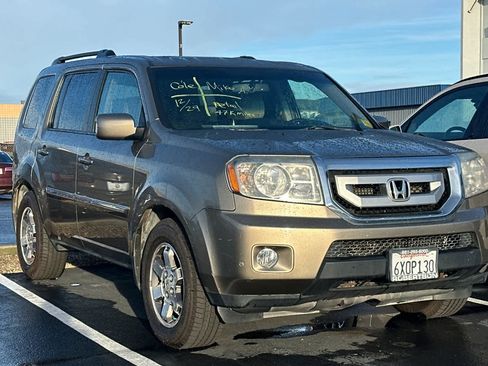 Used 2011 Honda Pilot Touring image 3