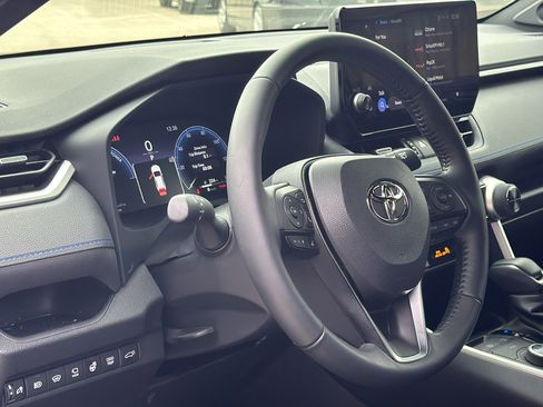 Used 2025 Toyota RAV4 XSE image 10