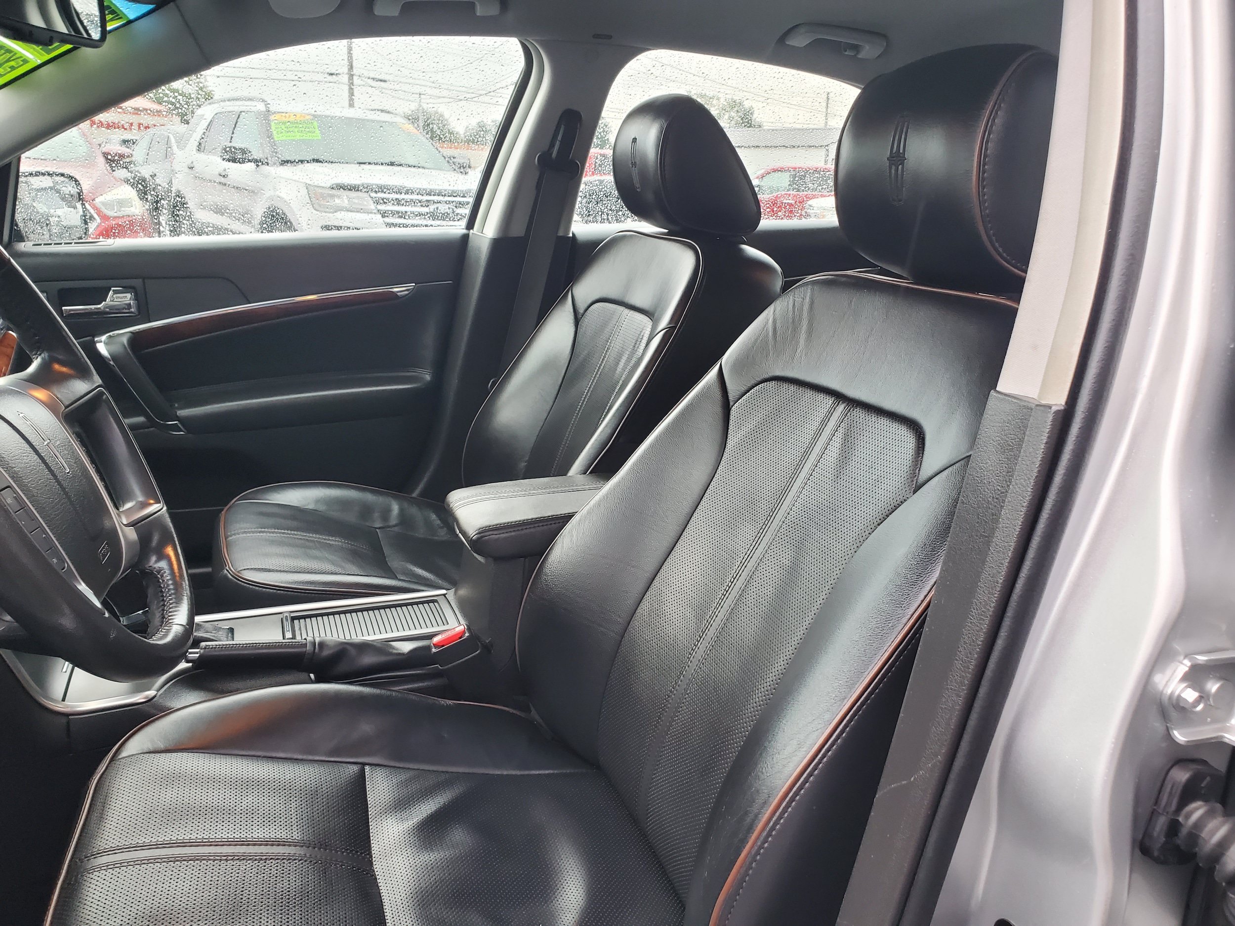 Used 2011 Lincoln MKZ FWD image 14