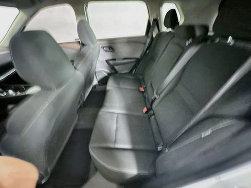 Used 2023 Nissan Rogue S FWD image 27